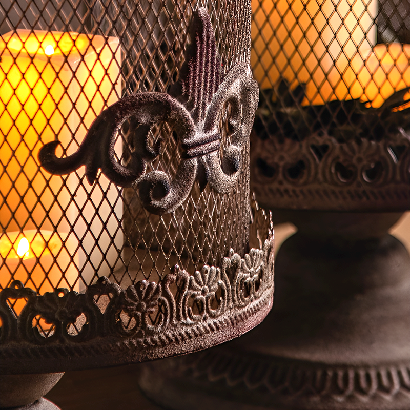Rustic Iron Candle Holder - Vintage Birdcage Style Decorative Home Décor