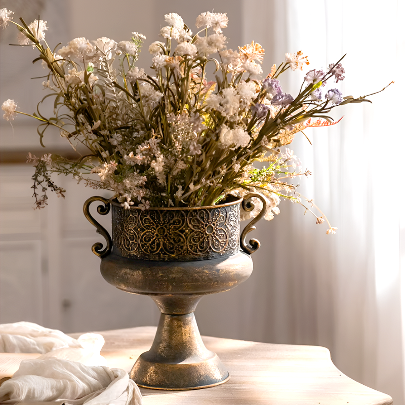 European Retro Iron Flower Pots/Vase - Worn Metal Vintage Style, Matte White And Gold/Copper Finishes, Multiple Sizes