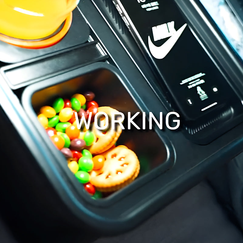Multifunctional Snack Box with Wireless Charging Power Bank & Anti-Flip Gyroscope – Indoor & Outdoor Storage & Cup Holder