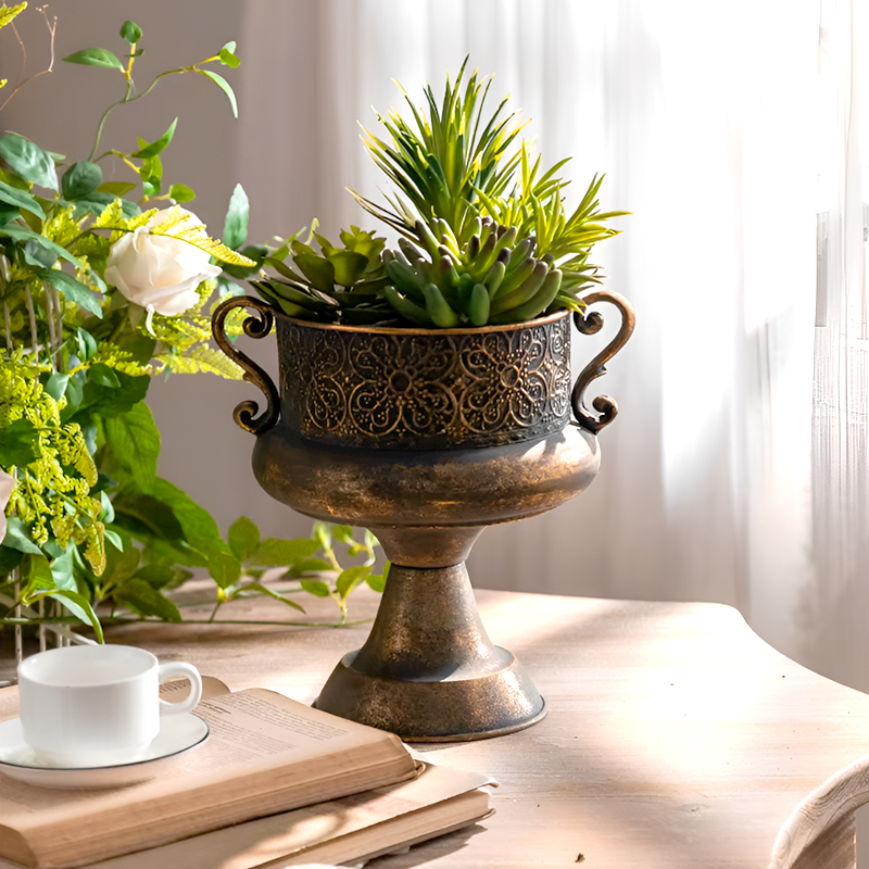European Retro Iron Flower Pots/Vase - Worn Metal Vintage Style, Matte White And Gold/Copper Finishes, Multiple Sizes
