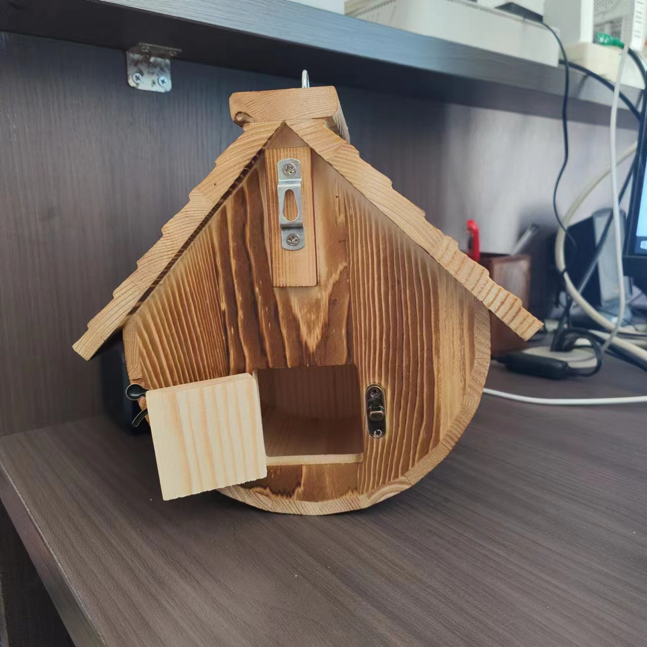 Rustic Wooden Bird House & Feeder – Burned Finish Nesting Box with Eaves, Hanging Outdoor Birdhouse for Garden, Yard, or Balcony