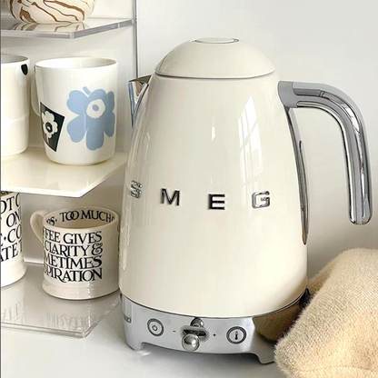 SMEG Electric Kettle 1.7L – 7-Speed Temperature Control, Retro Design